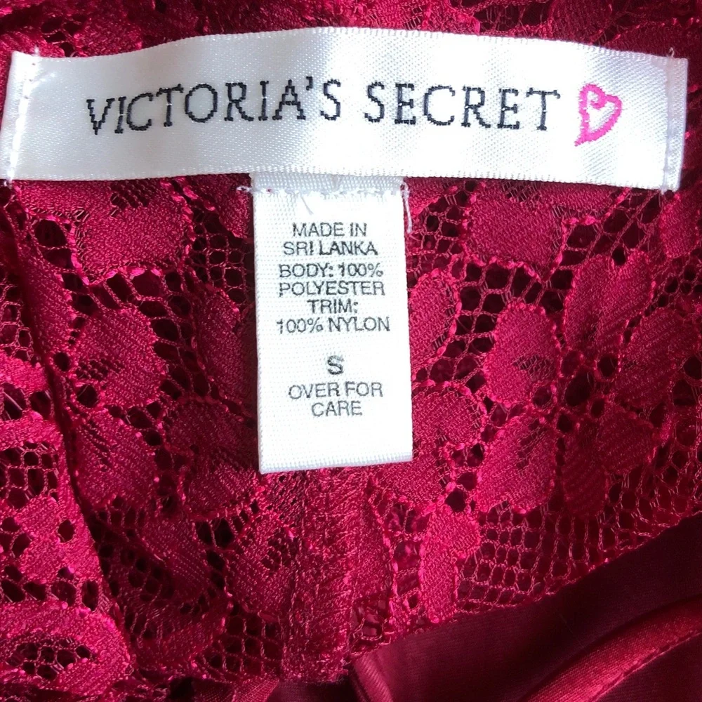 Victoria’s Secret Vintage Red Satin Slip Nightgown Lingerie Lace Small